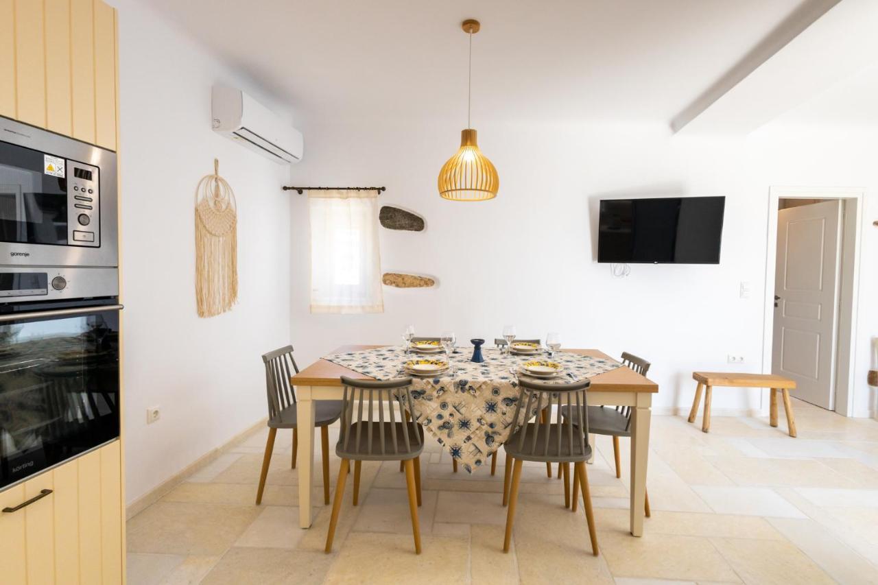 Villa Anneza Nikola Angairiá エクステリア 写真